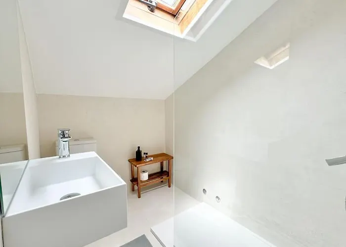 Costa House With Pool By Homeful Homes Costa da Caparica