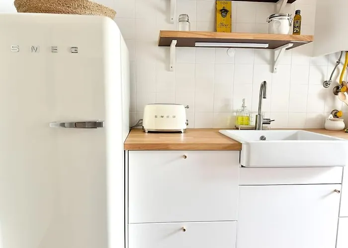 Villa Costa House With Pool By Homeful Homes Costa da Caparica